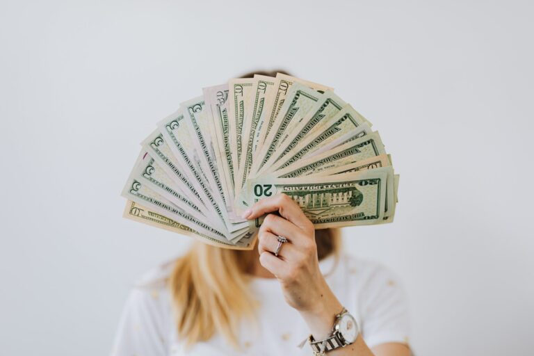 attract money